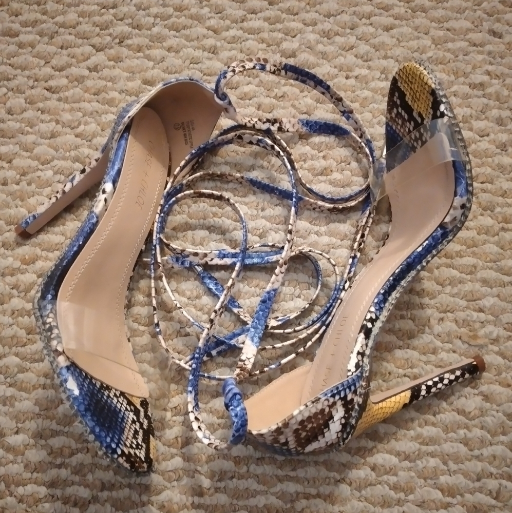 😊5 for $20 Chase+Chloe heels